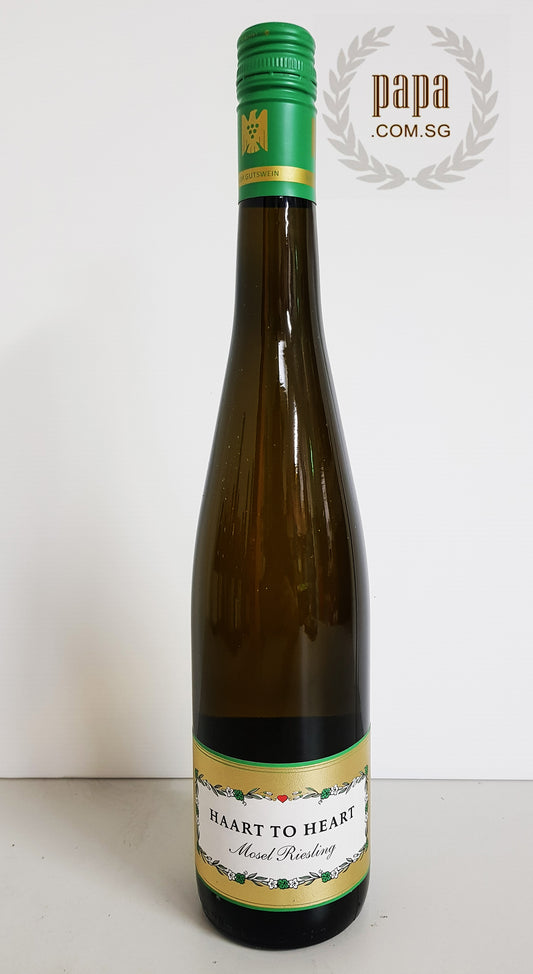 Haart To Haart - Goldtropfchen Riesling Semi Dry 2019 (Sustainable Vinicultural)